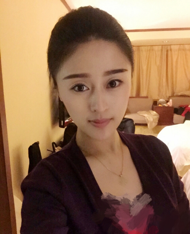 挣扎的第一张照片--广东中老年相亲网