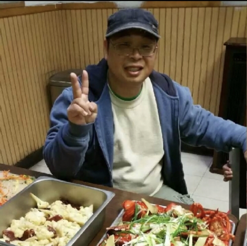 wally的第一张照片--广东中老年相亲网