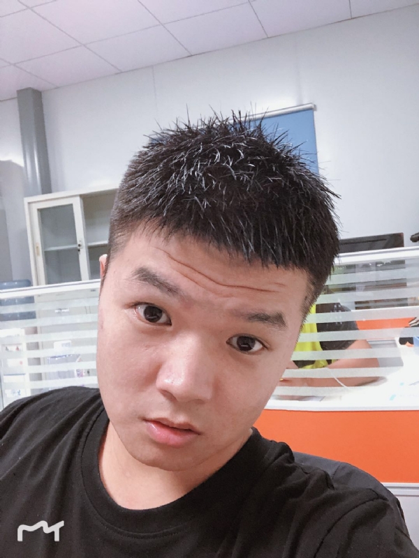 不忘初心的第一张照片--广东中老年相亲网