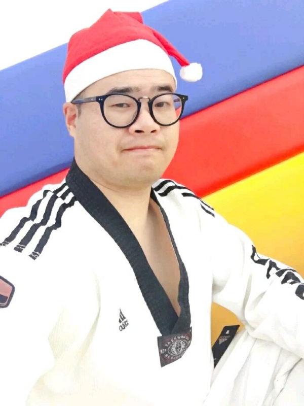 何当重相见的第一张照片--广东中老年相亲网