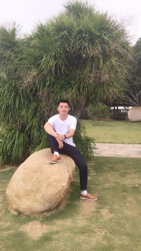 奇点的第一张照片--广东中老年相亲网