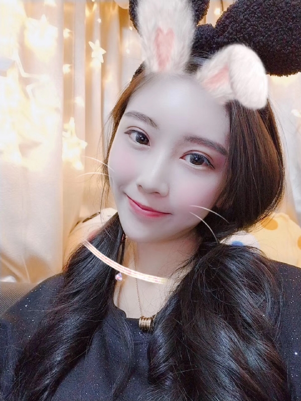 孙雪的第四张照片--广东中老年相亲网