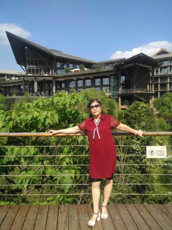 黄姐的第一张照片--广东中老年相亲网