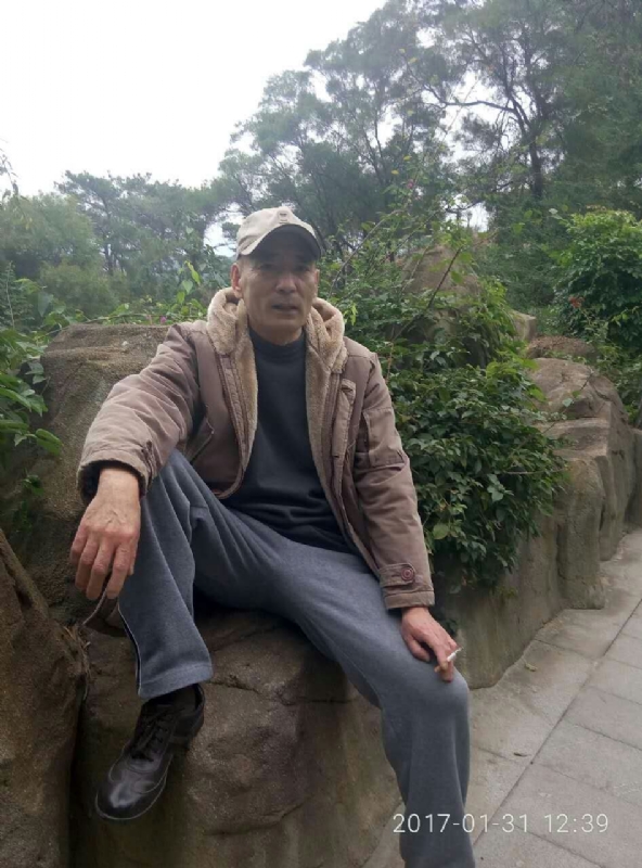 热腾腾的第一张照片--广东中老年相亲网