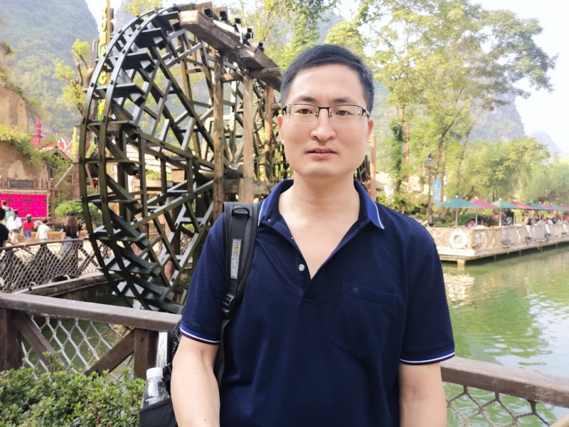 一笑而过的第一张照片--广东中老年相亲网