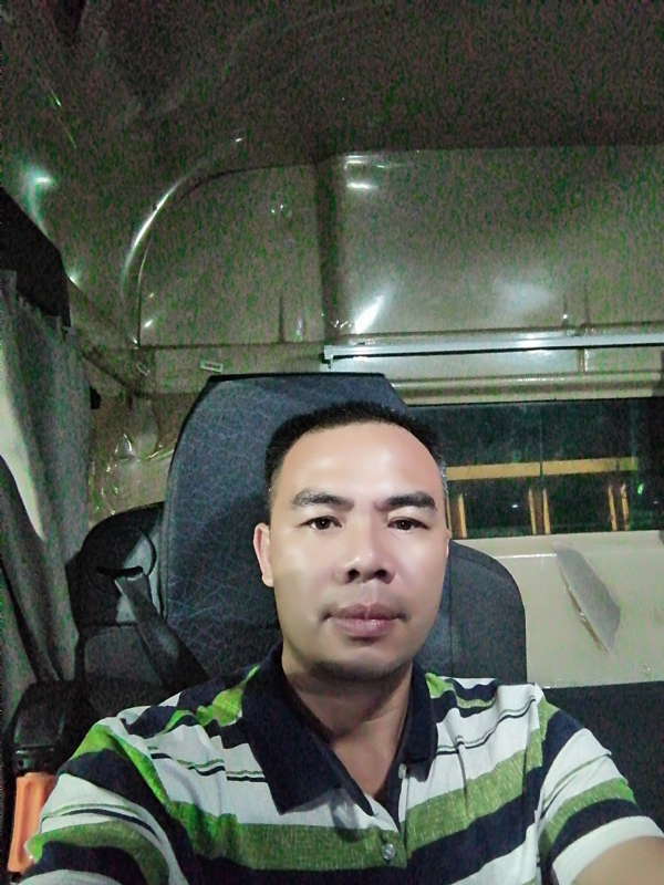 疯一般的爱恋的第一张照片--广东中老年相亲网