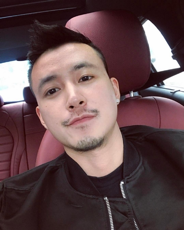 隆刘的第一张照片--广东中老年相亲网