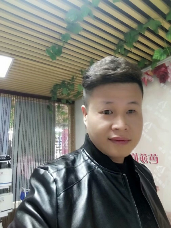 萧郎的第一张照片--广东中老年相亲网