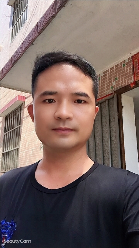 言飞的第一张照片--广东中老年相亲网