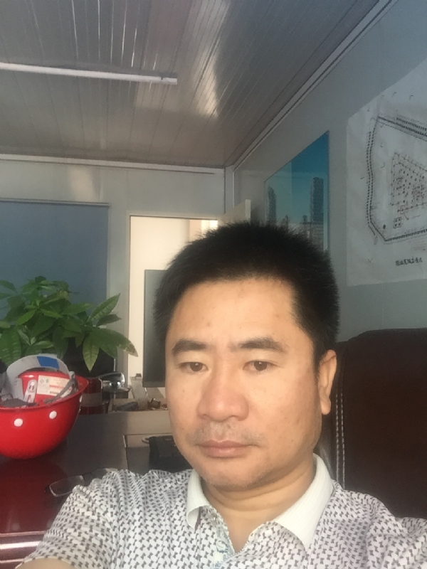 一步之遥的第一张照片--广东中老年相亲网