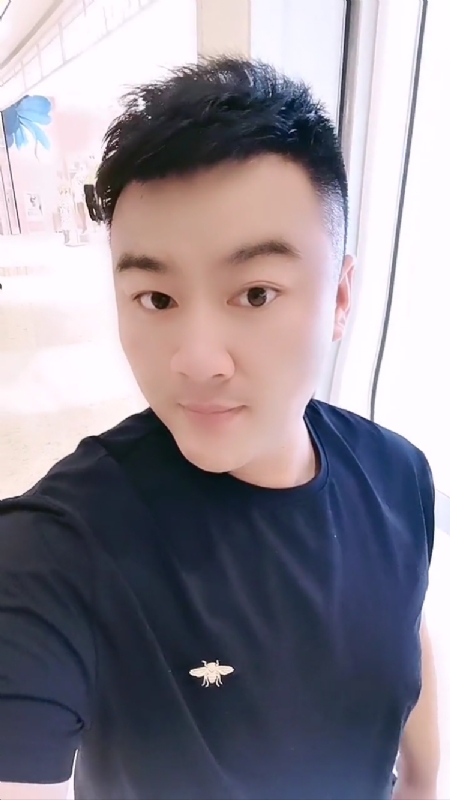 微风徐徐的第一张照片--广东中老年相亲网