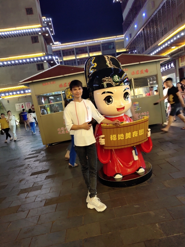 圆嘟嘟的瘦子的第一张照片--广东中老年相亲网
