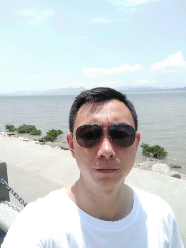 为了回忆的第二张照片--广东中老年相亲网