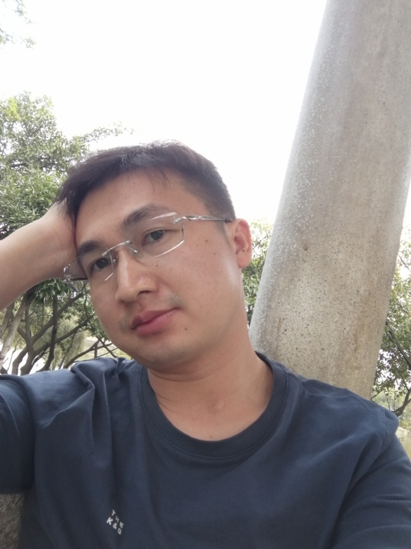不如随风的第一张照片--广东中老年相亲网