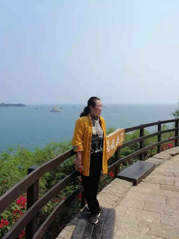 曦若半秋的第一张照片--广东中老年相亲网