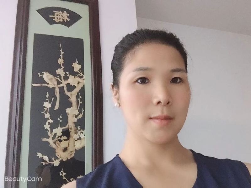 微笑的第一张照片--广东中老年相亲网