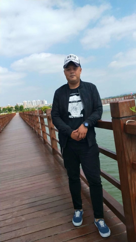 人生如戏的第二张照片--广东中老年相亲网