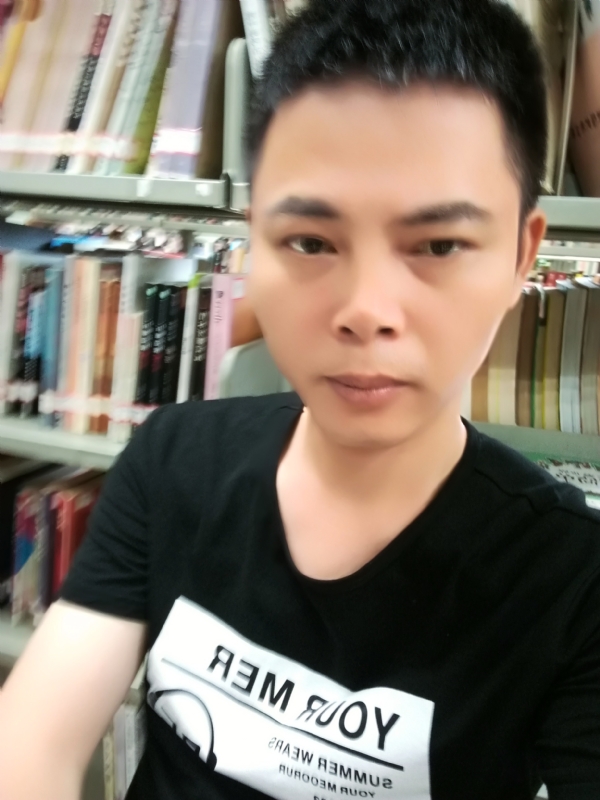 青青子衿的第一张照片--广东中老年相亲网