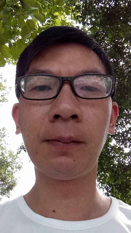 奋斗的第一张照片--广东中老年相亲网