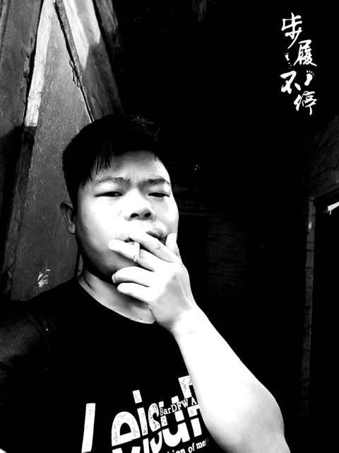 一見鍾情的第五张照片--广东中老年相亲网