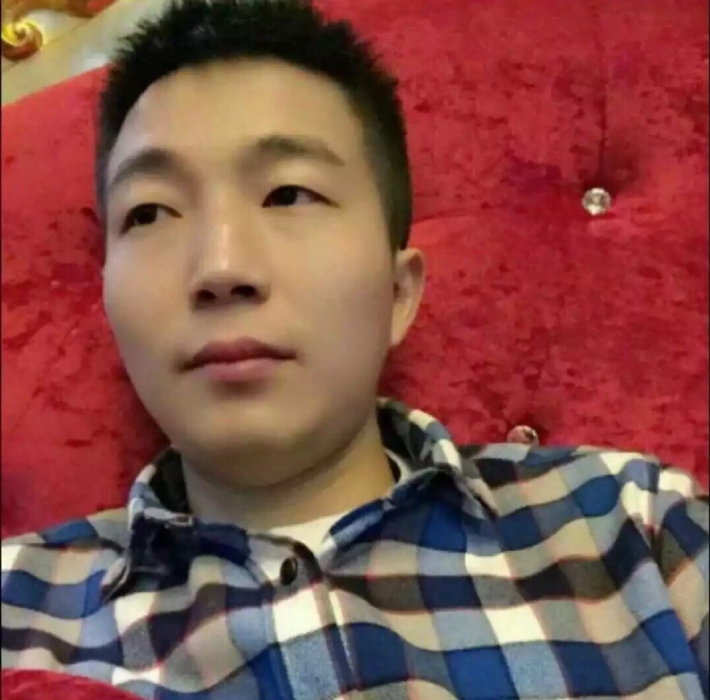 崩塌的信仰的第一张照片--广东中老年相亲网