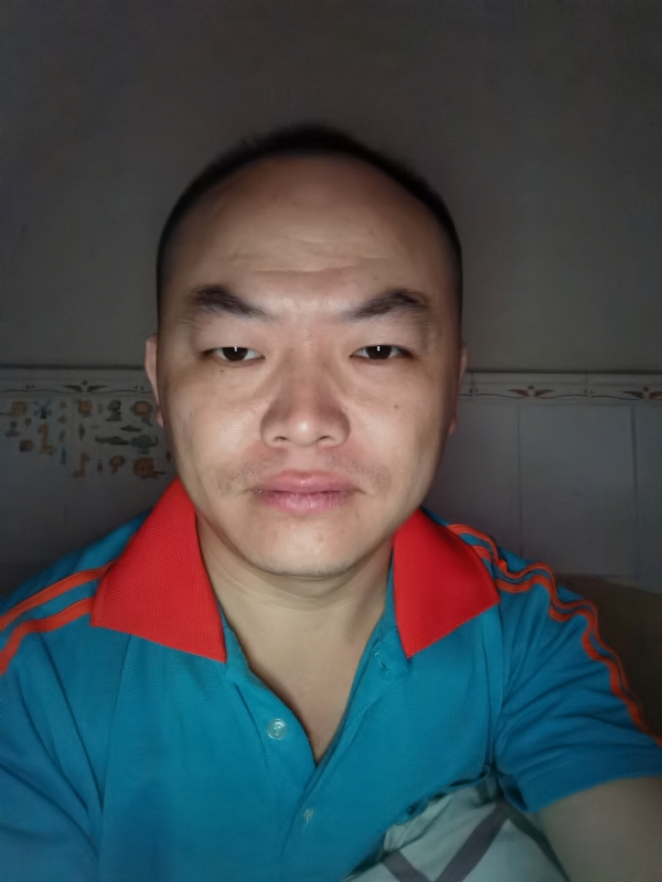 与子携老的第三张照片--广东中老年相亲网