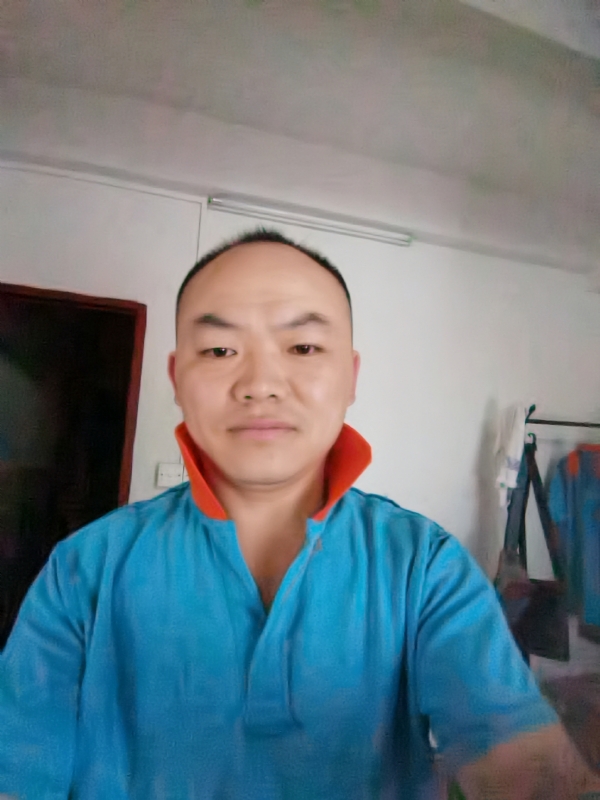 与子携老的第五张照片--广东中老年相亲网