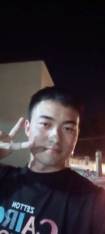 逆光的第一张照片--广东中老年相亲网