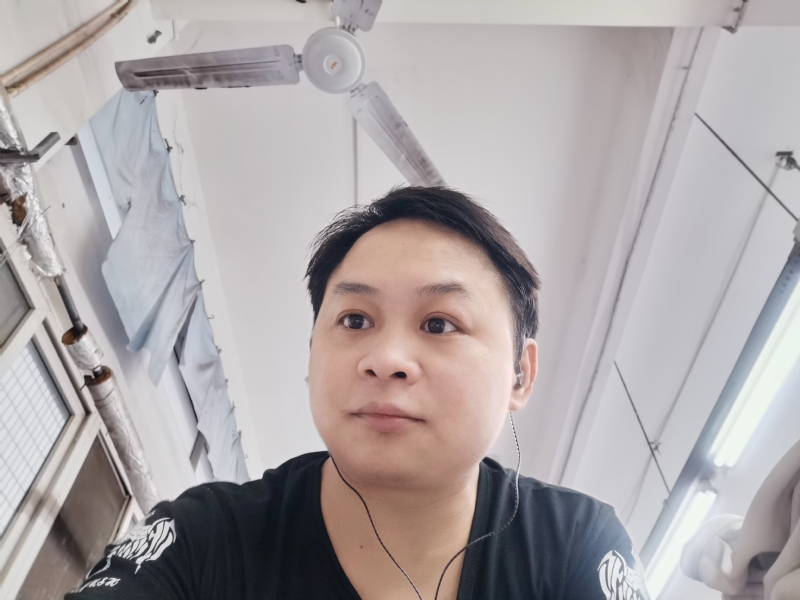 记忆抹尘埃的第一张照片--广东中老年相亲网