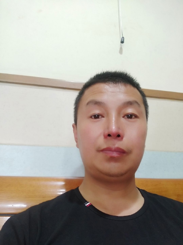 快乐的小鱼儿的第一张照片--广东中老年相亲网