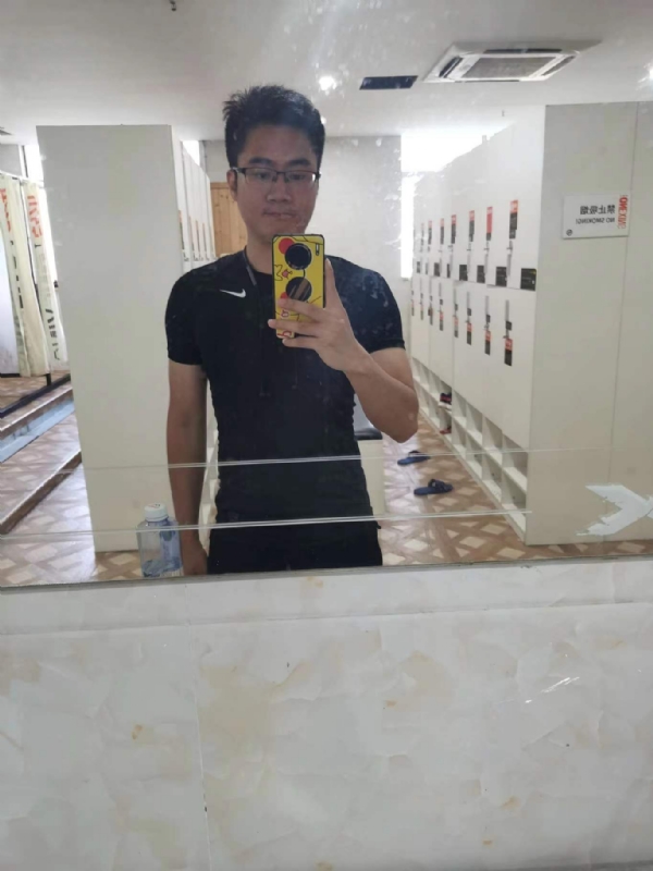 习惯发呆的第一张照片--广东中老年相亲网