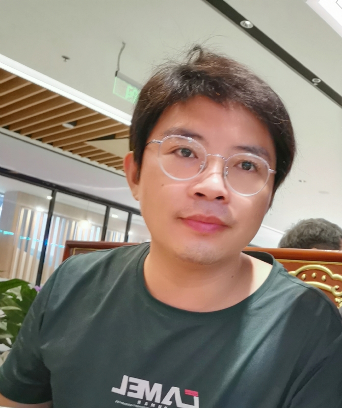 陆迅的第三张照片--广东中老年相亲网