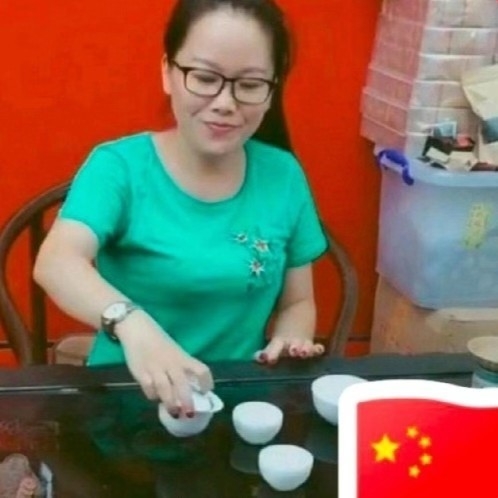 妖娆的第一张照片--广东中老年相亲网