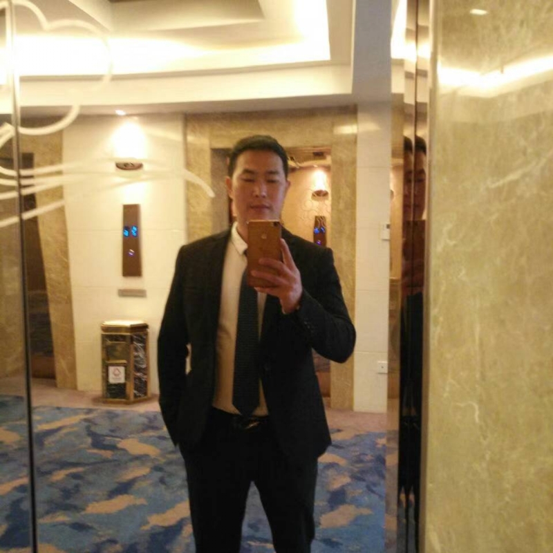 温暖的阳光的第一张照片--广东中老年相亲网