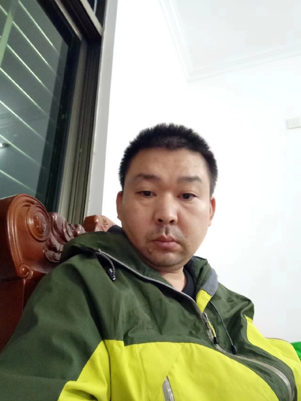 阿汤的第一张照片--广东中老年相亲网