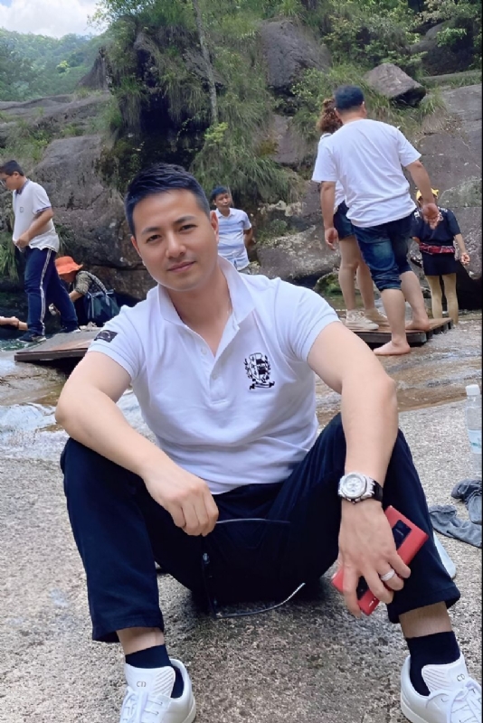 勿忘初心的第三张照片--广东中老年相亲网