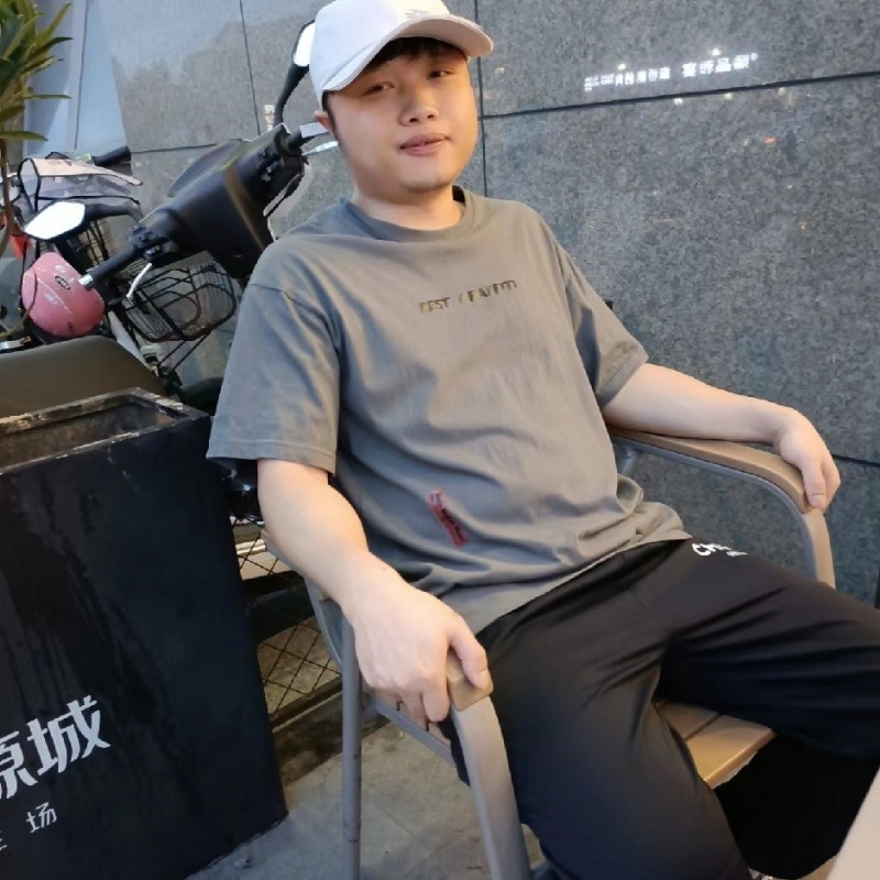 风吹半夏的第一张照片--广东中老年相亲网