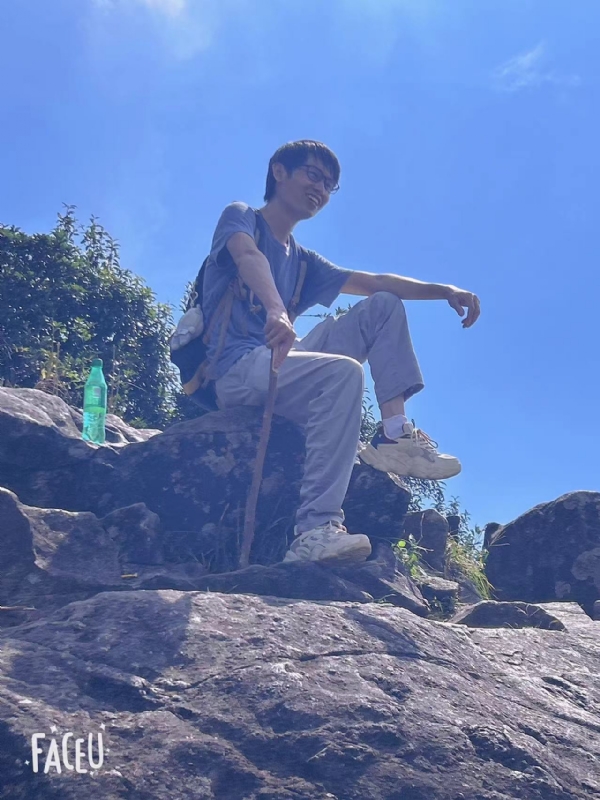 落叶之秋的第一张照片--广东中老年相亲网