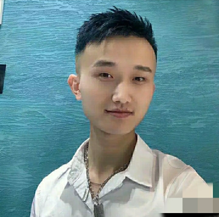 小哥哥的第一张照片--广东中老年相亲网