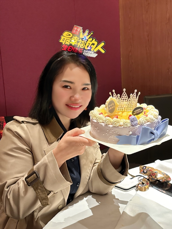 Apple的第一张照片--广东中老年相亲网