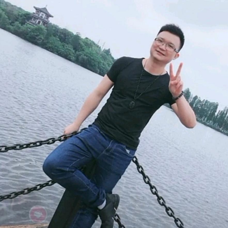 lg营的第二张照片--广东中老年相亲网